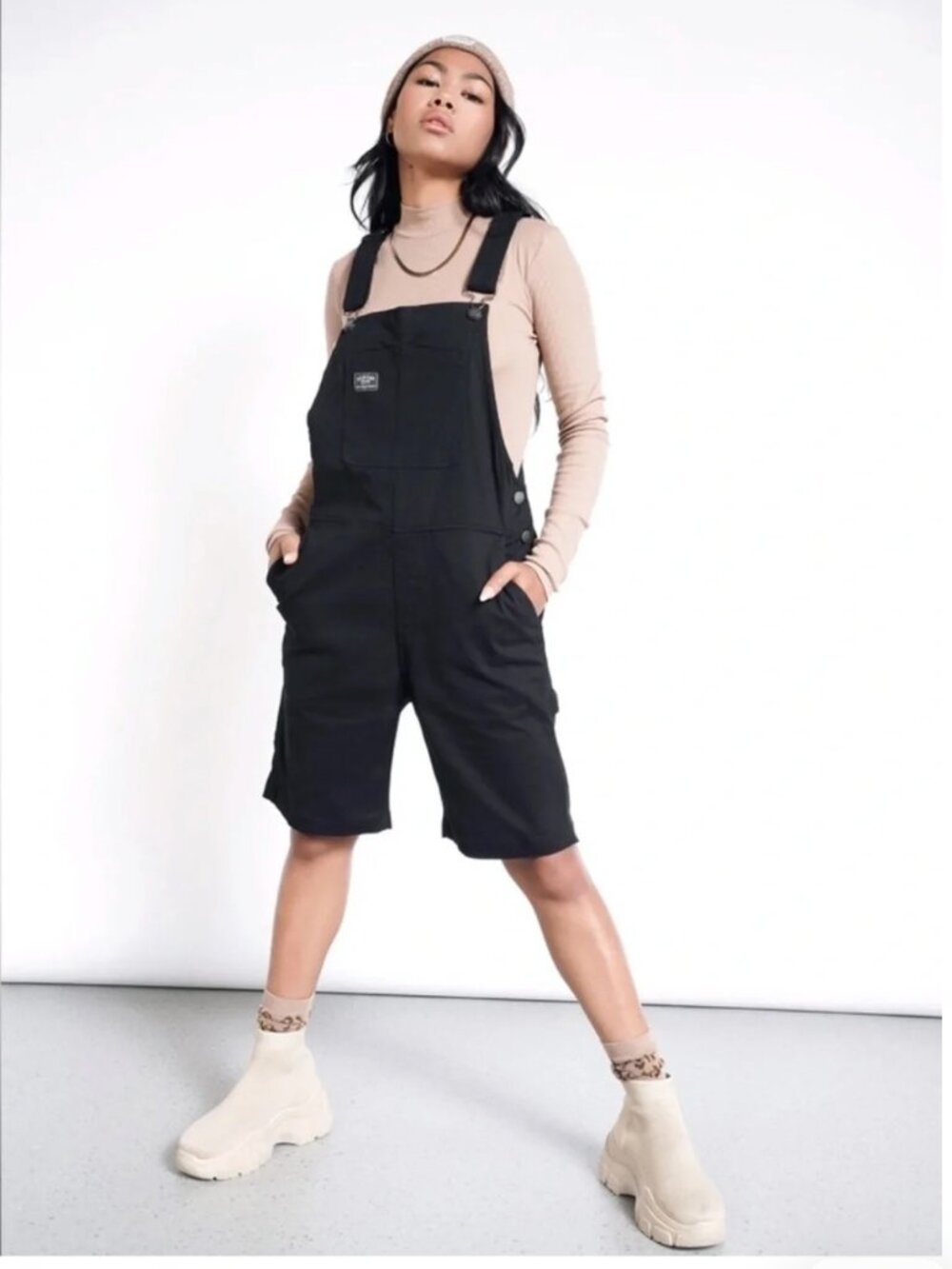 Wildfang The Essential Shortall